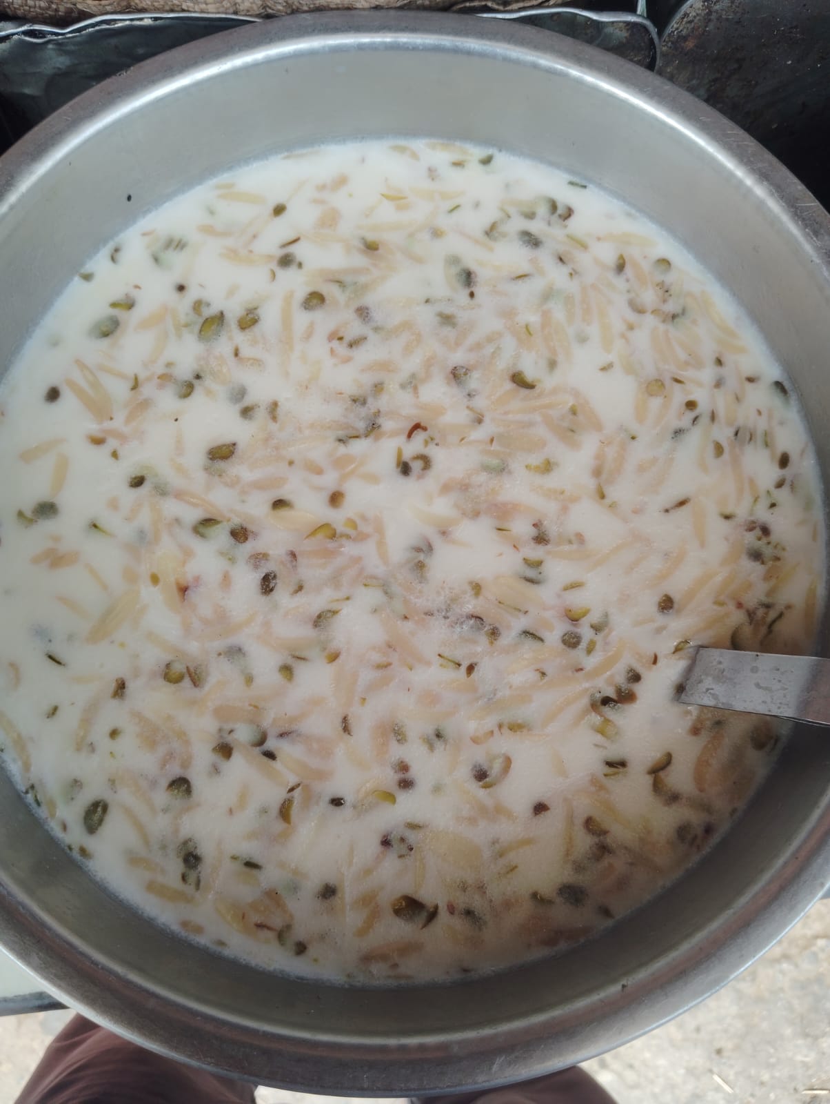 केसरिया रबड़ी खीर गोनेर जयपुर - Bagda Malpua